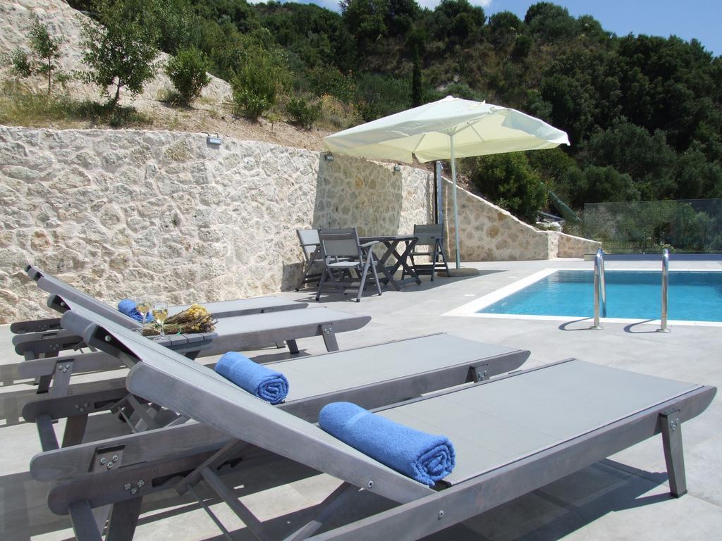 Kampaki Stone Houses Agios Nikitas Exterior photo